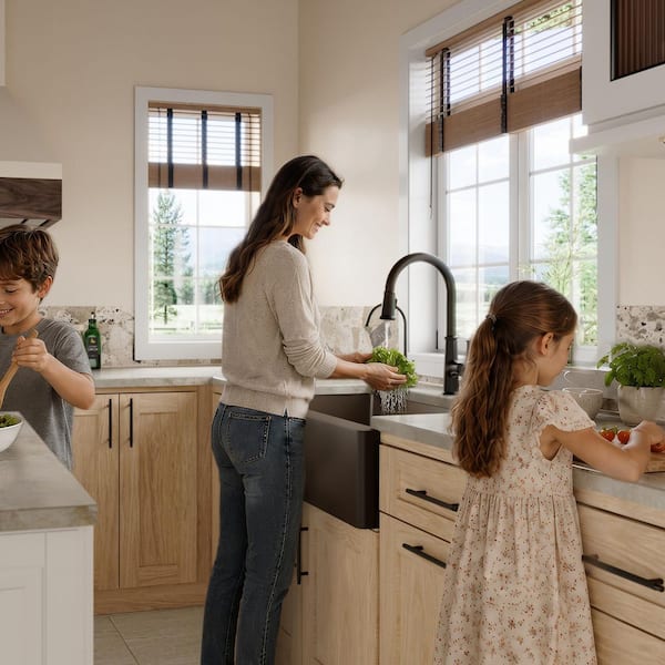Karran Farmhouse Apron Front Quartz/Granite Composite 34 in