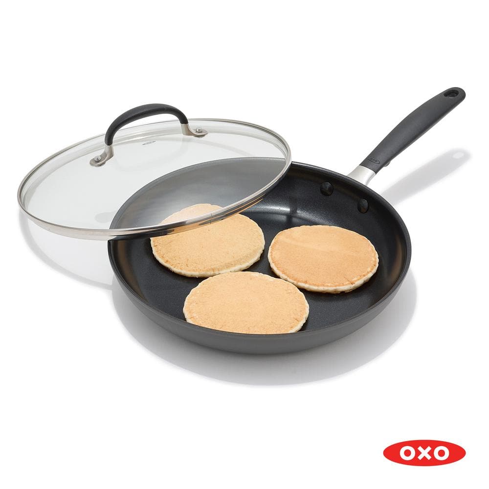 11" Black Aluminum Non-Stick Frying Pan with Glass Lid