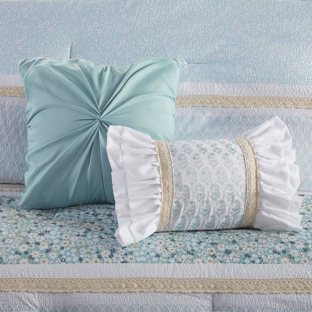 Aqua Seersucker Floral Full Comforter Set with Throw Pillows