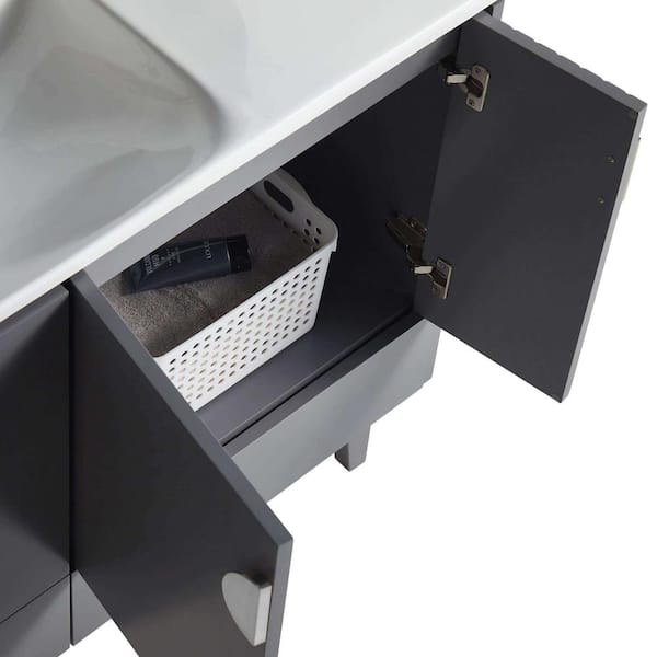 FINE FIXTURES Venezian 48 in. W x 18.11 in. D x 33 in. H Bathroom