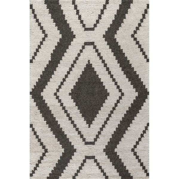 Eighty-Eight Wool Dark Grey 10 ft. x 14 ft. Indoor/Outdoor Patio Area Rug