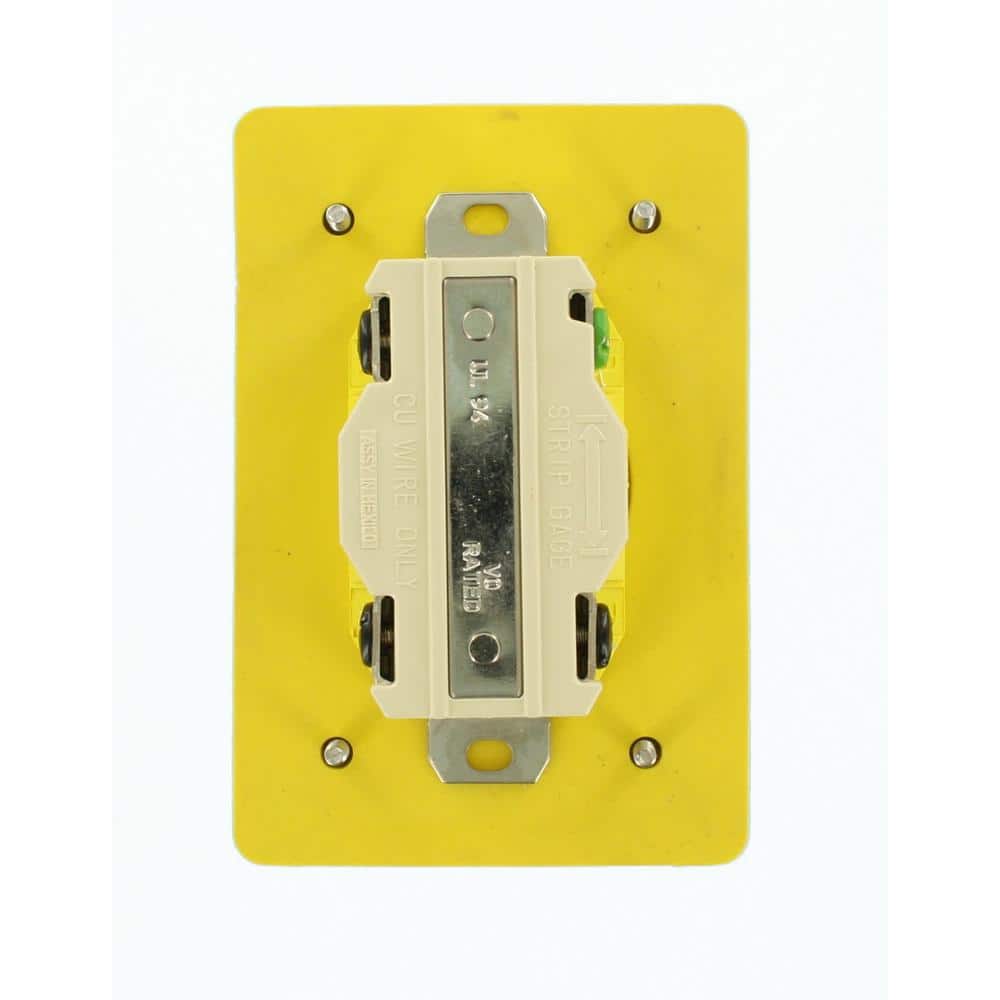 Yellow Thermoplastic Industrial Grade Watertight Outlet with Cover