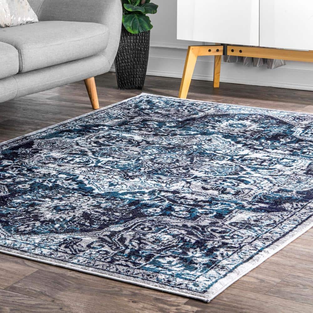 Maryanne Blue Medallion Reversible Synthetic Area Rug 5' x 8'