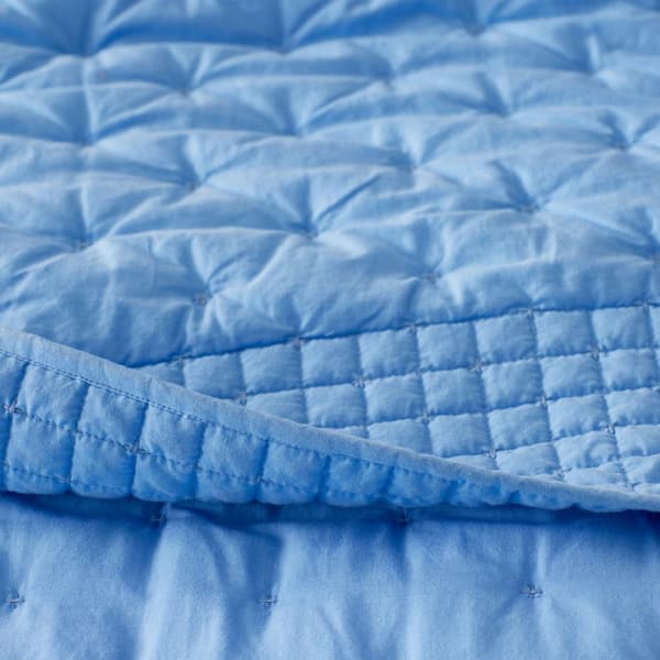 Pintuck Blue Full/Queen Cotton Quilt
