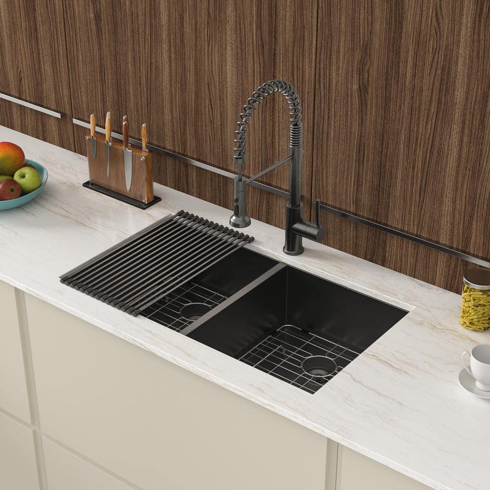 33 in. Undermount Double Bowl 18 Gauge Gunmetal Black Stainless Steel Kitchen Sink with Rolling Drying Rack