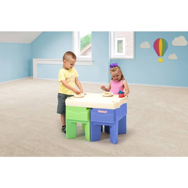 simplay3 table and chairs