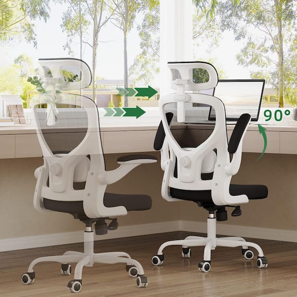 Polyurethane Adjustable Height Office Tesk Chair in Black with Adjustable Lumbar Support and Flip-up Armrests