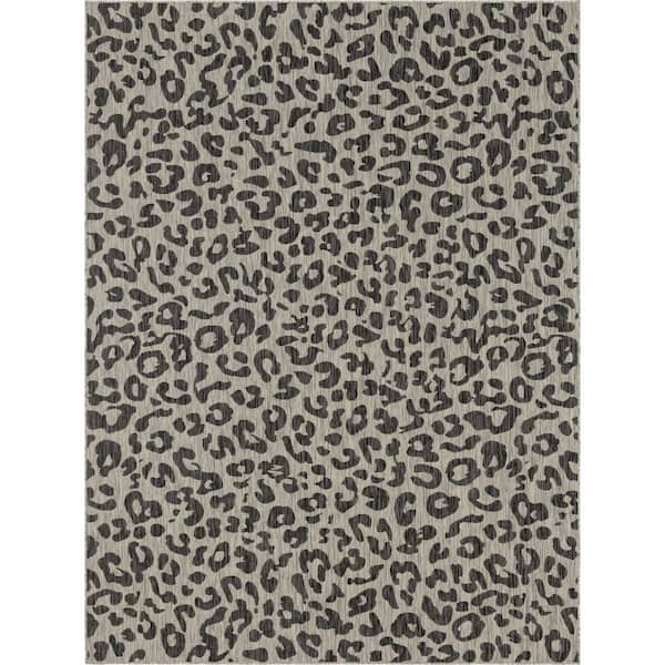 Unique Loom Black Leopard Outdoor 9 ft. x 12 ft. Area Rug
