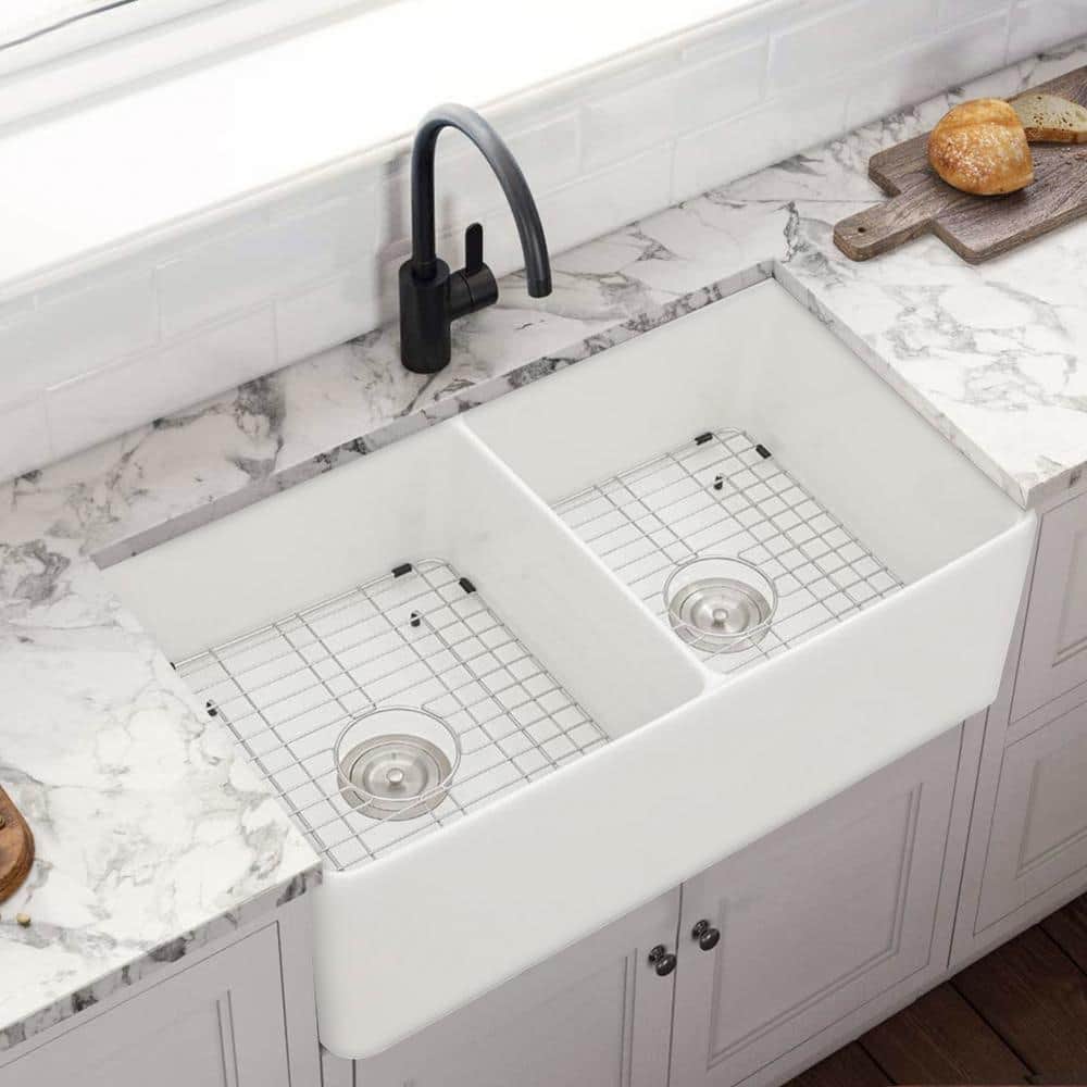 33" White Ceramic Double Bowl Farmhouse Kitchen Sink with Accessories