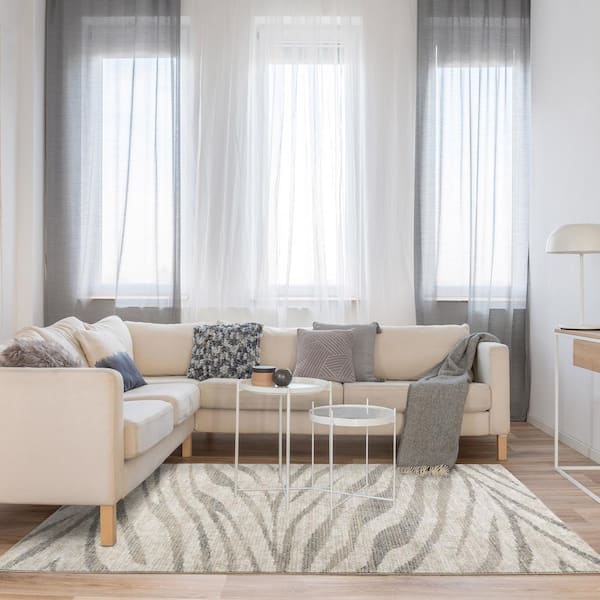 Winsor Harar Gray/Cream 6 ft. x 9 ft. Striped Indoor Area Rug