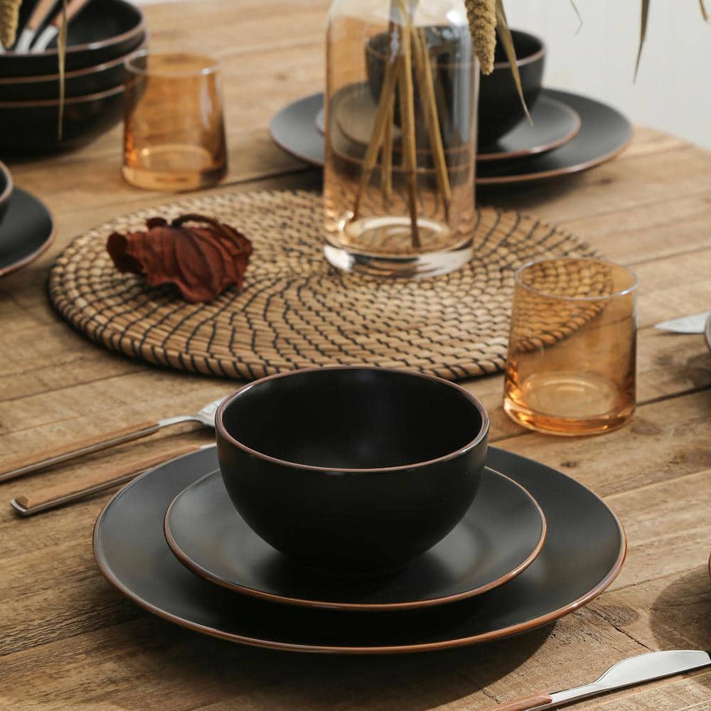 Elegant White Ceramic Dinnerware Set - Service for 4