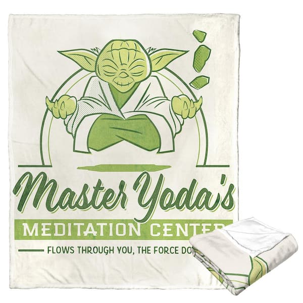 THE NORTHWEST GROUP Star Wars Master Yoda Meditation Center Silk Touch Throw Blanket