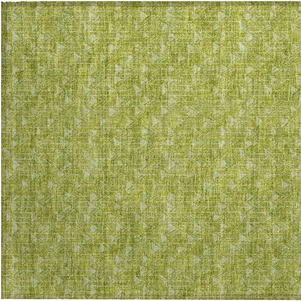 Moss Green 2 ft. x 3 ft. Geometric Indoor/Outdoor Area Rug