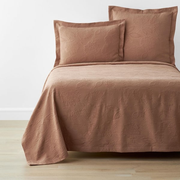 The Company Store Putnam Matelasse Clay King Cotton Bedspread