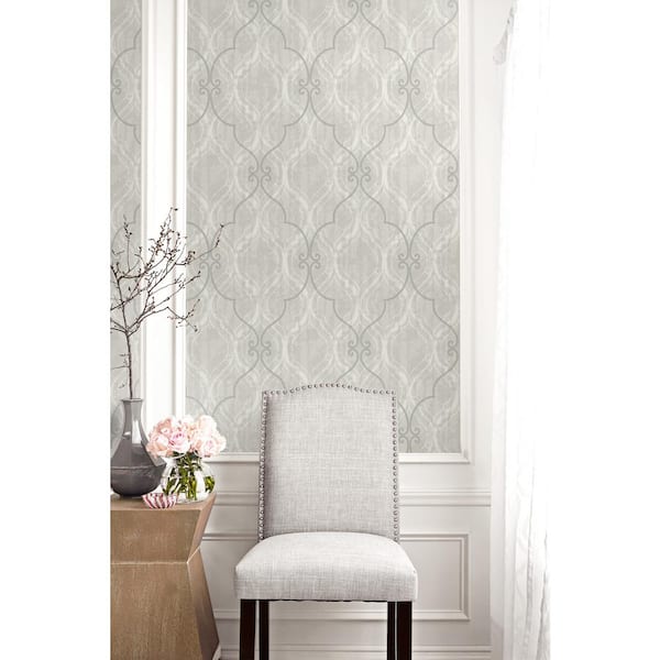 Corsica Metallic Silver, Pearl, and Light Grey Ogee Paper Strippable Roll (Covers 60.75 sq. ft.)