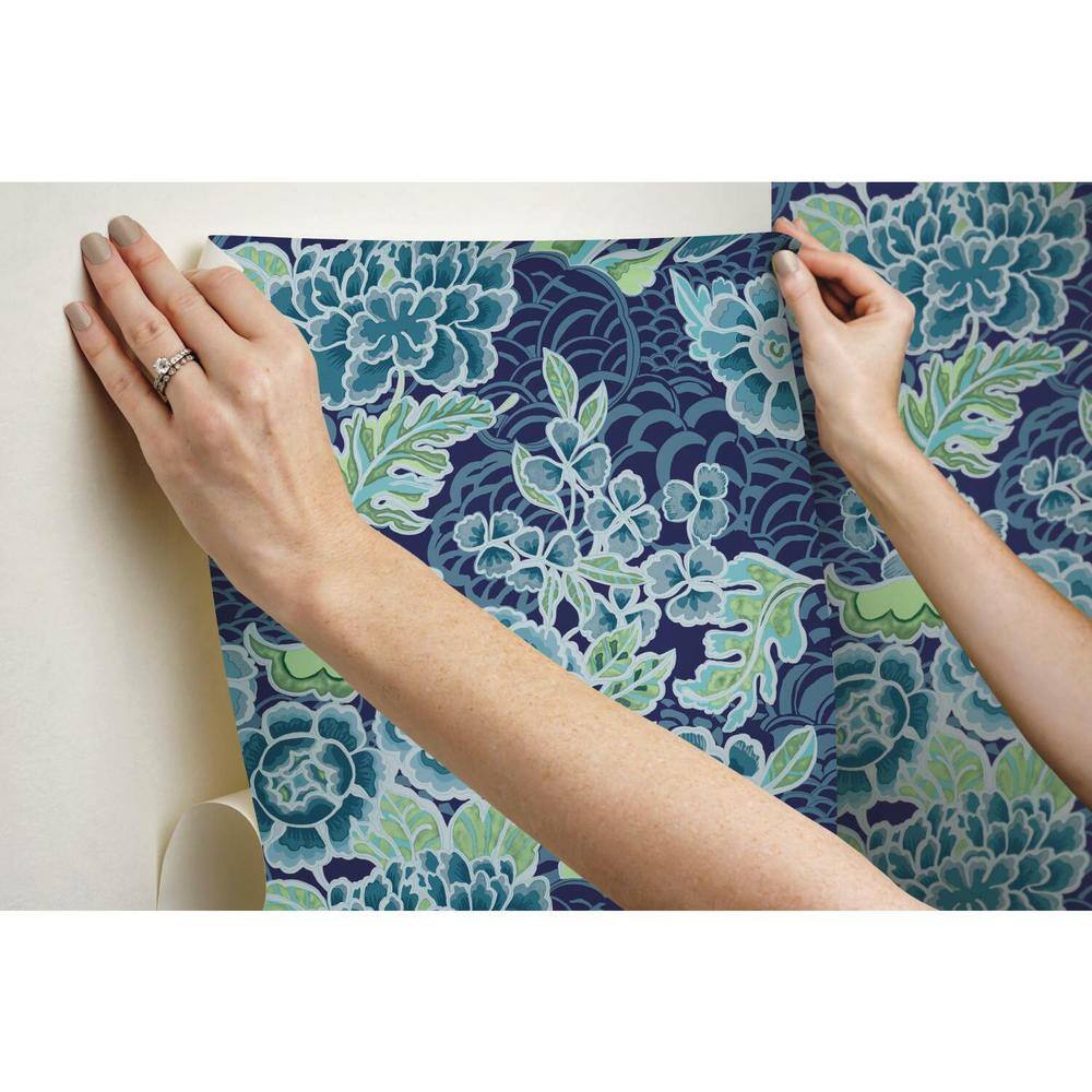 Blue and Green Floral Peel and Stick Wallpaper Roll
