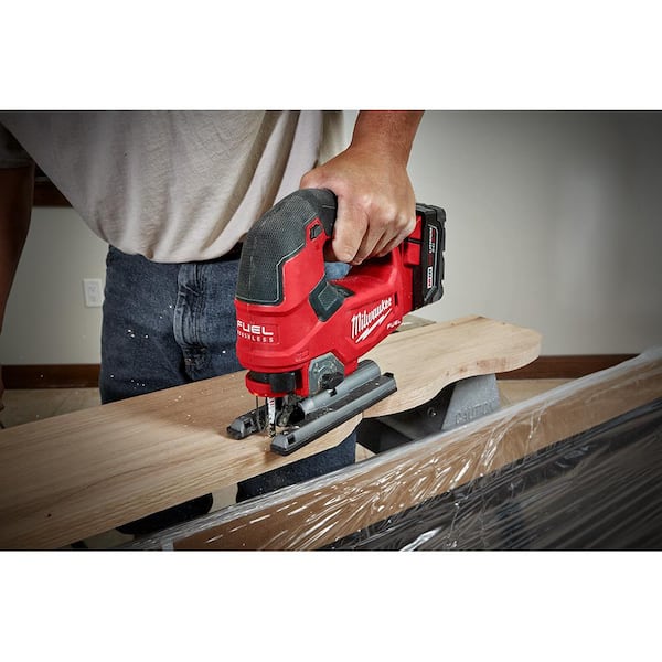 Milwaukee M18 FUEL 18-Volt Lithium-Ion Brushless 1 Gal. Cordless 3 