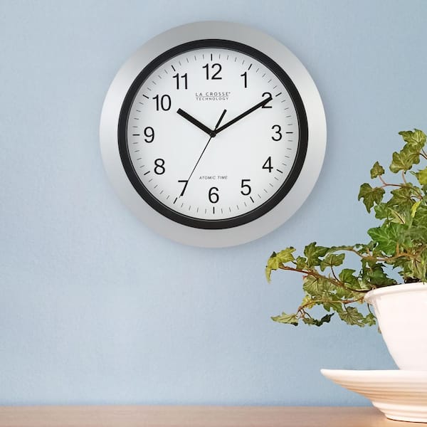 La Crosse Technology 12 in. Round Atomic Analog Wall Clock in
