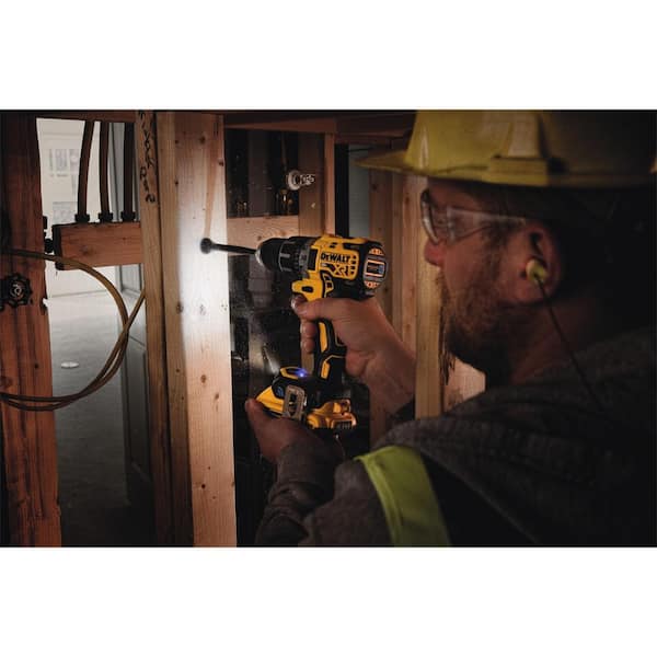 Dewalt dcd792d2 new arrivals