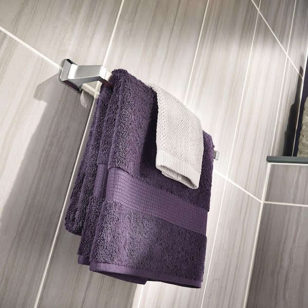 Futura 18 in. Wall Mount Towel Bar Bath Hardware Accessory in Polished Chrome