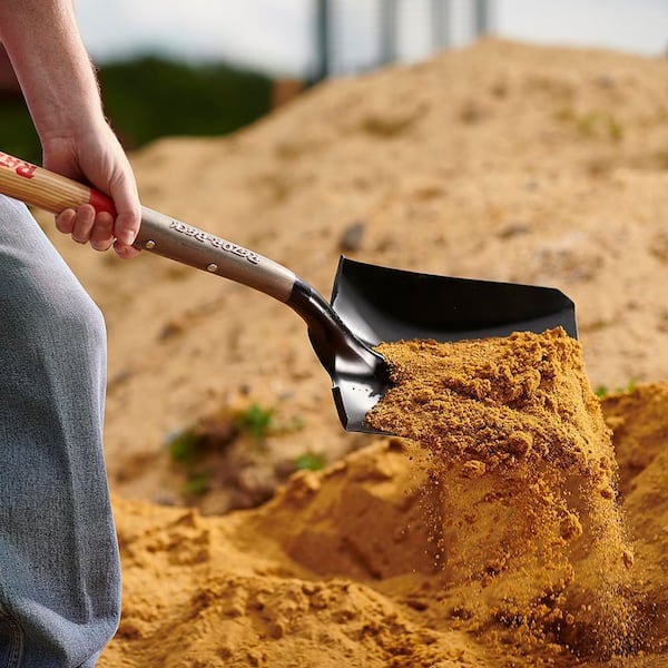 Anvil 23.5 in. Wood D-Handle Square Point Shovel 2594300 - The