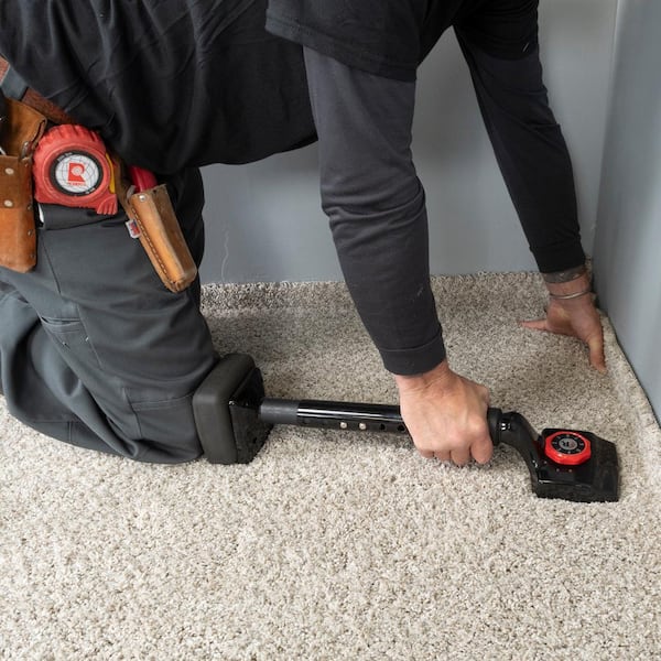Adjustable 19 in. to 23 in. Carpet Knee Kicker