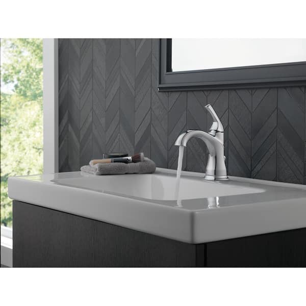 Portwood Single Hole Single-Handle Bathroom Faucet in Chrome