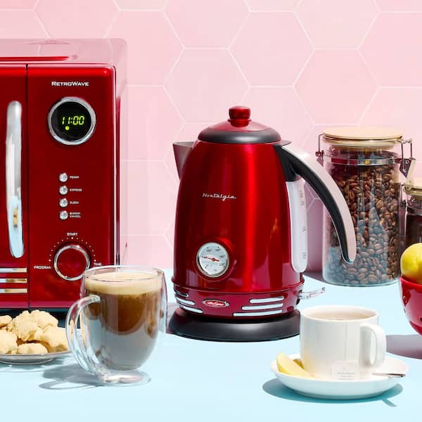 Nostalgia Red Retro 1500 W 1.7-Liter Stainless Steel
