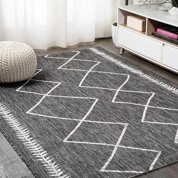 Derya Tribal Diamond Trellis Black/Ivory 5 ft. x 8 ft. Indoor/Outdoor Area Rug