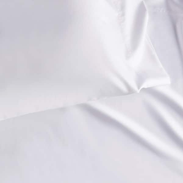 Fitted Sheets, 650TC with Pockets (7-10 Inches) Perfect for Low Profile  Mattresses, Cotton Blend (King, Solid Blue)