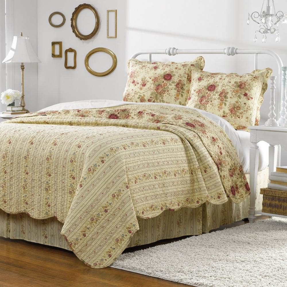 Antique Rose Twin Cotton Reversible Quilt Set with Decorative Pillows