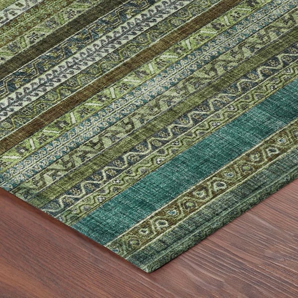 Chantille Machine Washable Indoor/Outdoor Abstract ACN2741 Green 2 ft. x 3 ft. Accent Rug