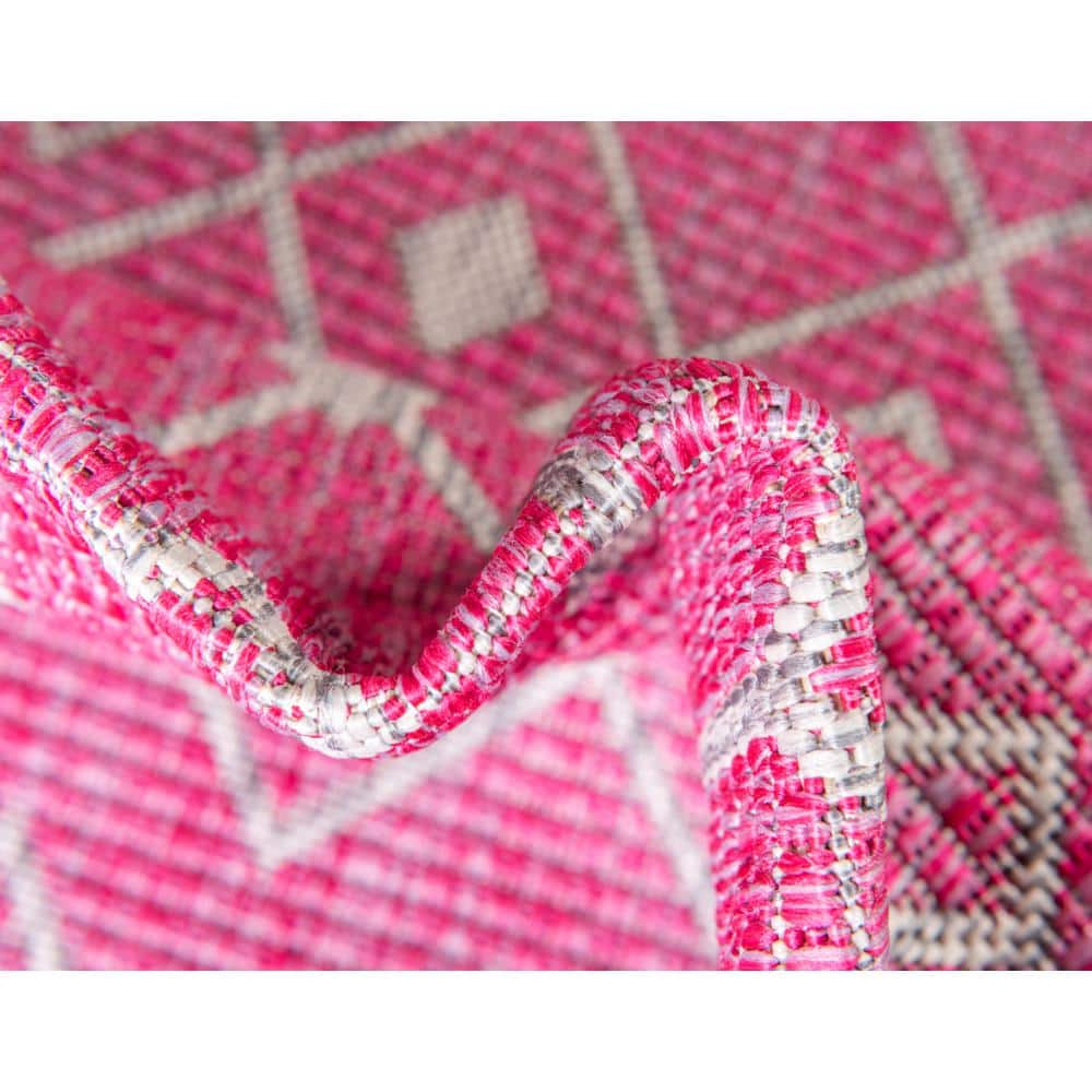Fuchsia and Beige Synthetic Outdoor Trellis Rug