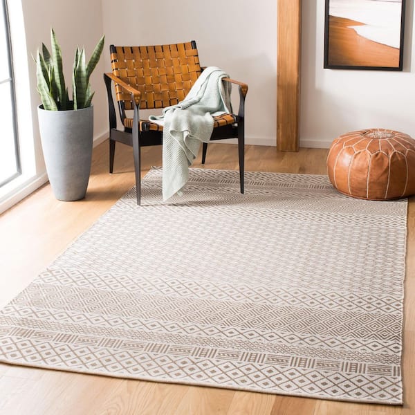 Cedar Brook 2 ft. x 4 ft. Gray/Ivory Geometric Diamond Area Rug