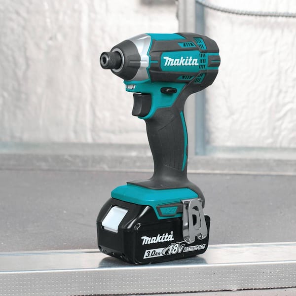 Makita XT1501 18V LXT Lithium-Ion Cordless 15-Pc. Combo Kit 3.0Ah -  Ultimate Cordless Solution for Pros