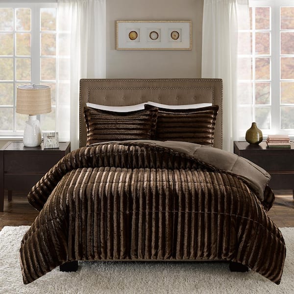 Madison Park York Polyester Chocolate Faux Fur Full/Queen Comforter Set