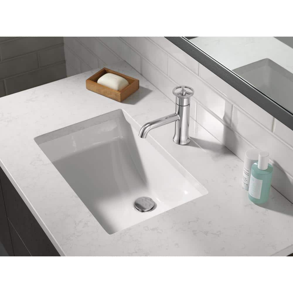 Sleek European Inspired Chrome Single Hole Bathroom Faucet
