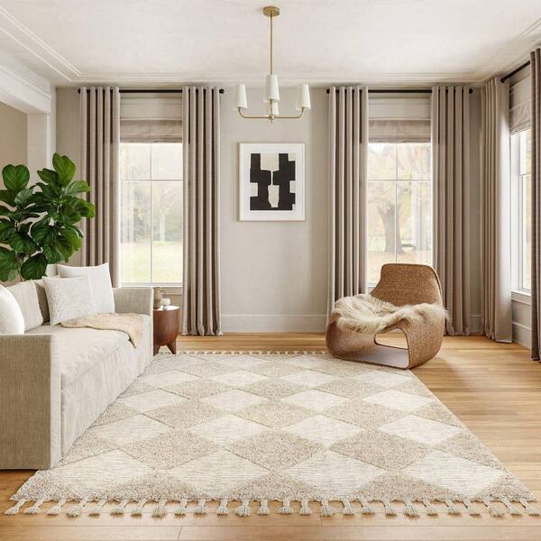 Aylin Diamond Tasseled Beige 6 ft. x 6 ft. Indoor Square Rug