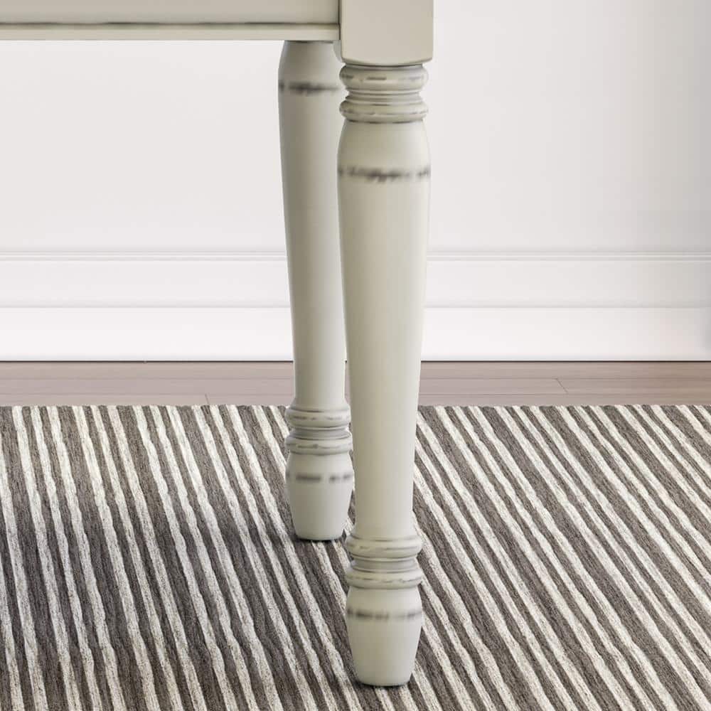 Cottage Charm Extendable Dining Table in Off-White and Oak