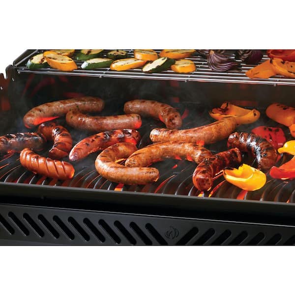 Rogue PRO 625 5-Burner Propane Gas Grill with Infrared Side Burner in Black with Cast Iron Cooking Grids and Grill Cover