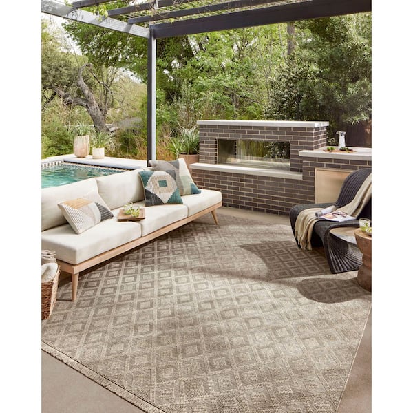 Loloi Dawn 3 ft. 9 in. x 5 ft. 9 in. Natural Diamond Indoor