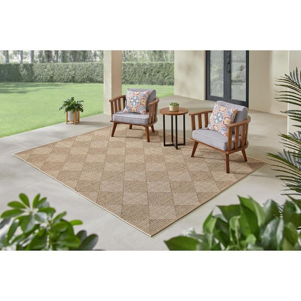 Chasewood Cream 7 ft. x 9 ft. Geometric Indoor/Outdoor Area Rug