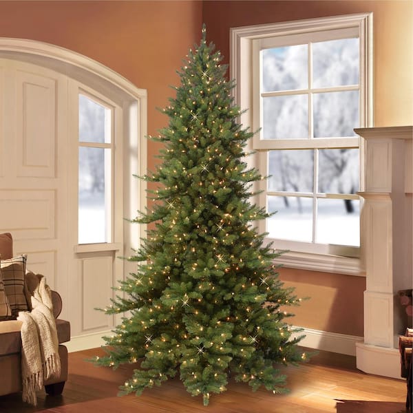 7.5 ft. Prelit Royal Majestic Fraser Fir Green Tree with 600 UL-Listed Lights with Memory Tips and Sure-Lit Pole