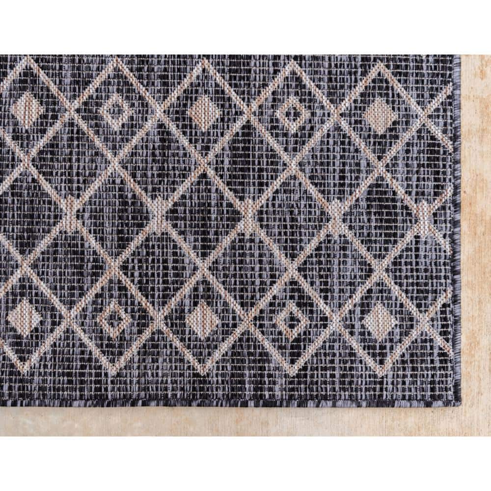 Charcoal Gray Trellis Synthetic 8' x 11'4" Outdoor Rug