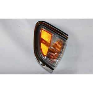 Parking / Side Marker Light 1995-1997 Toyota Tacoma 2.4L 2.7L 3.4L