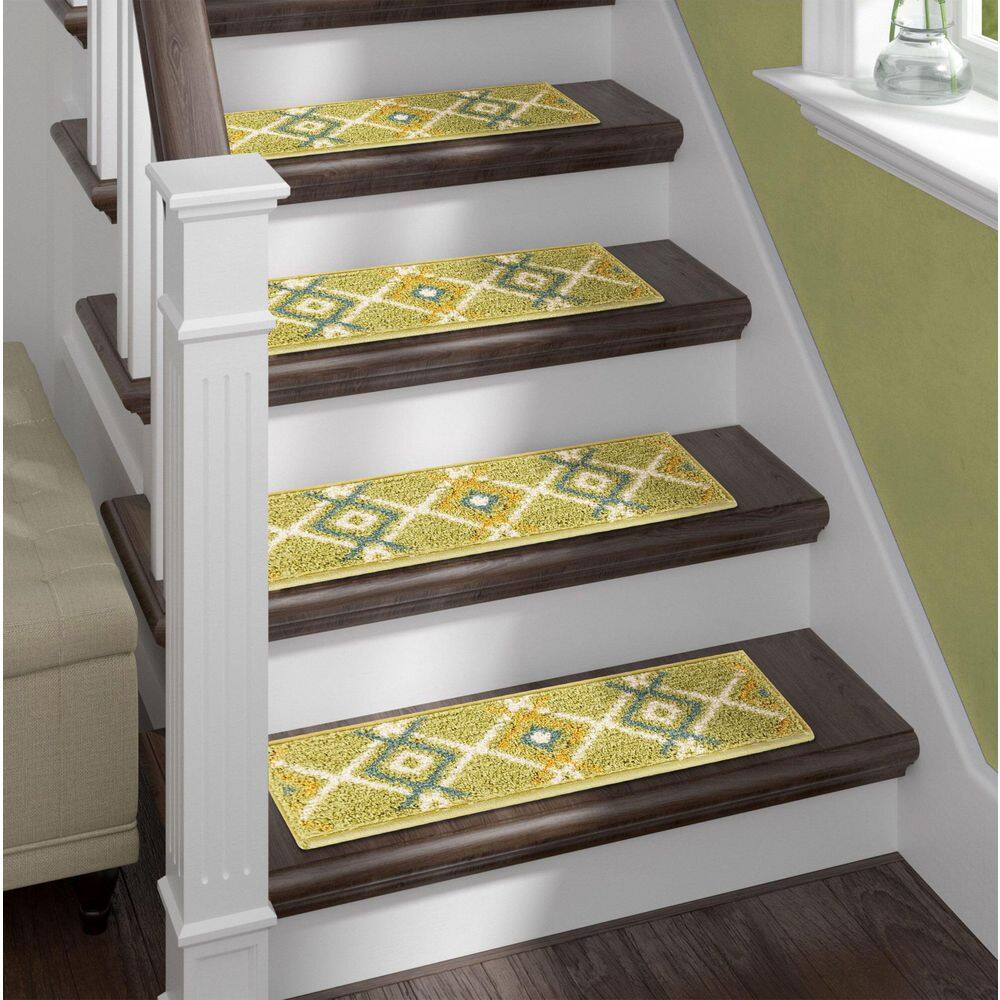 THE SOFIA RUGS Green Stair Treads 9 in. x 28 in. Polypropylene Carpet ...