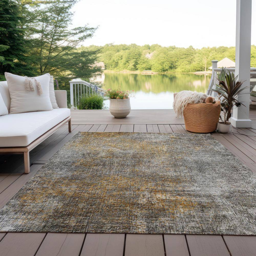 Gray and Gold Synthetic Flat Woven 8' x 10' Area Rug