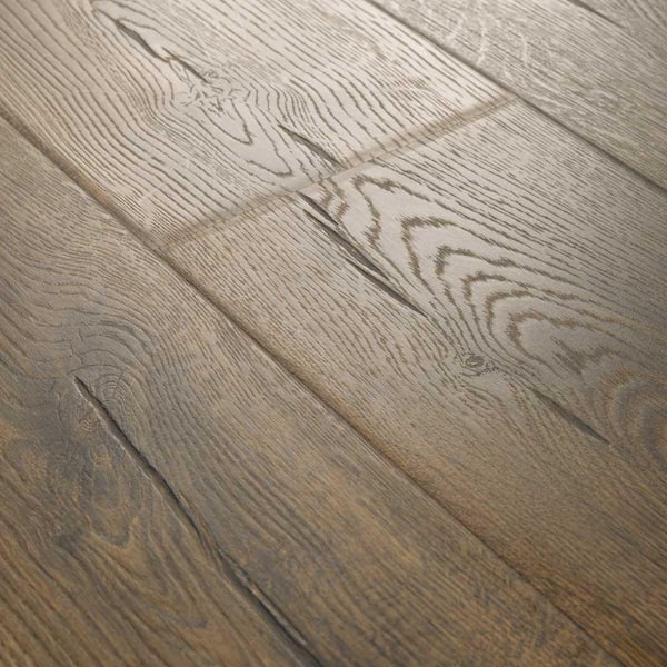 Pergo Outlast+ 7.48 in. W Vintage Tobacco Oak Waterproof Laminate Wood  Flooring (19.63 sq. ft./case) LF000849