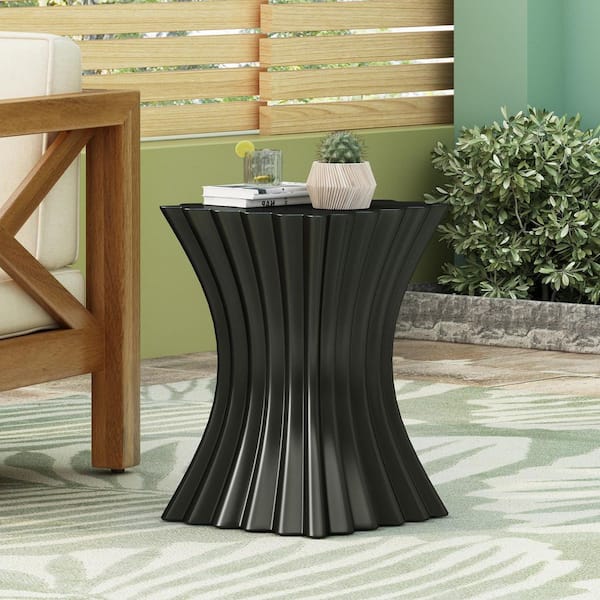 Black Table Ribbed Black Ribbed Outdoor Side Table, 23.25