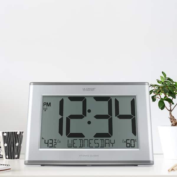 La Crosse Technology Extra-Large Slim Atomic Digital Silver Clock with  Outdoor Temperature and Humidity 513-63867-INT - The Home Depot